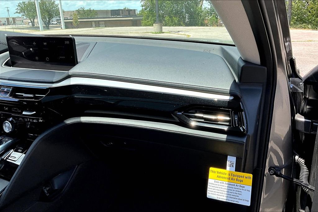 Used 2024 Acura MDX SH-AWD w/ Technology Package image 20