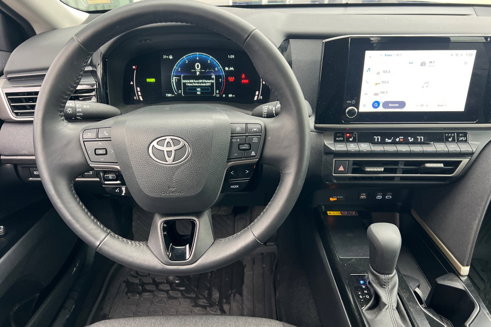 Certified 2025 Toyota Camry LE w/ Convenience Package image 11