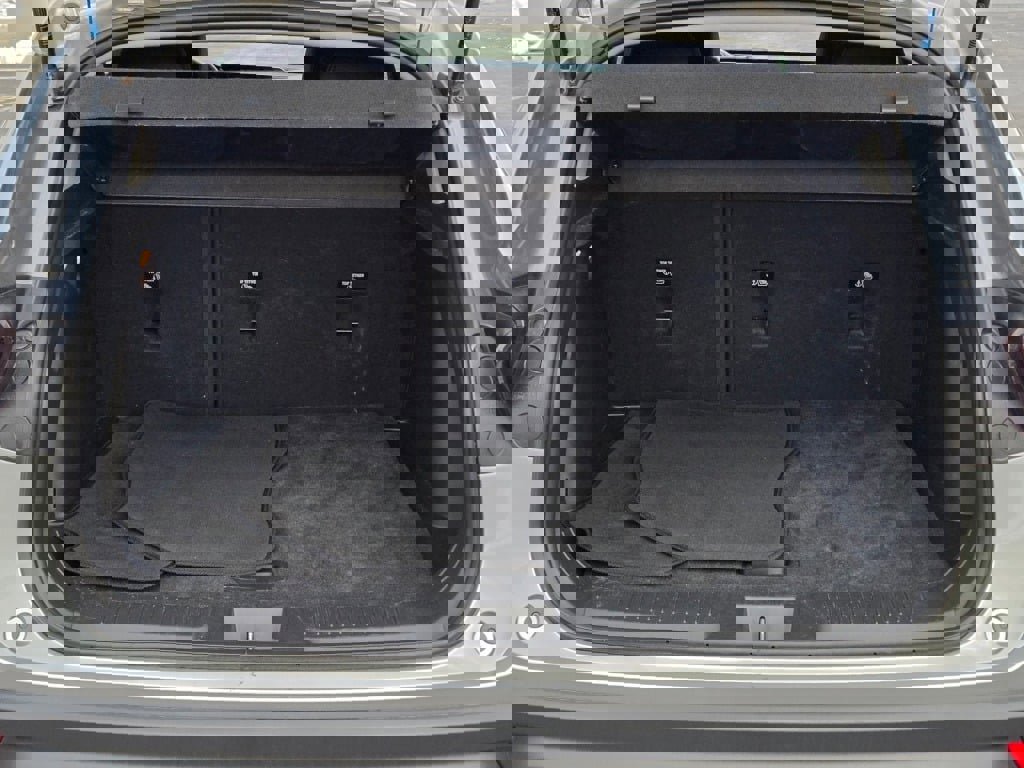 Certified 2025 Chevrolet Trax LT w/ LT Convenience Package image 12