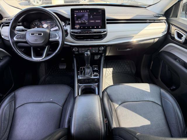 Used 2022 Jeep Compass Limited AWD/4WD image 16