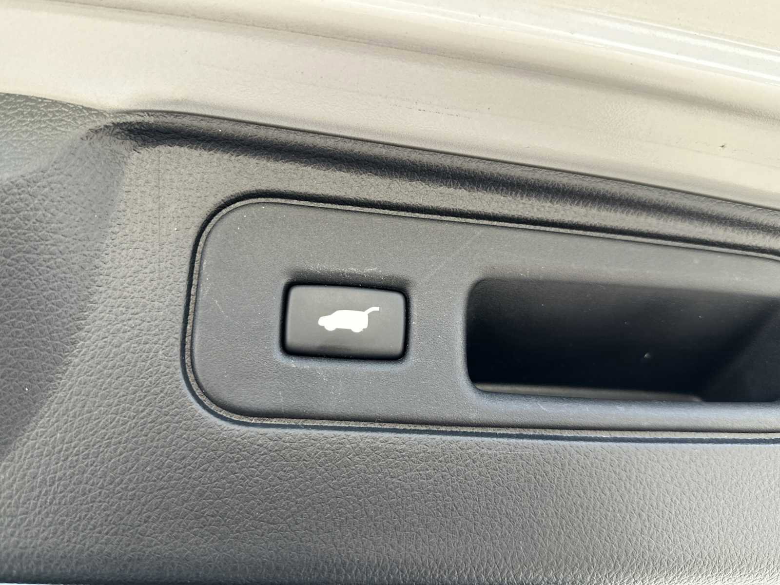 Used 2024 Honda Passport EX-L image 25