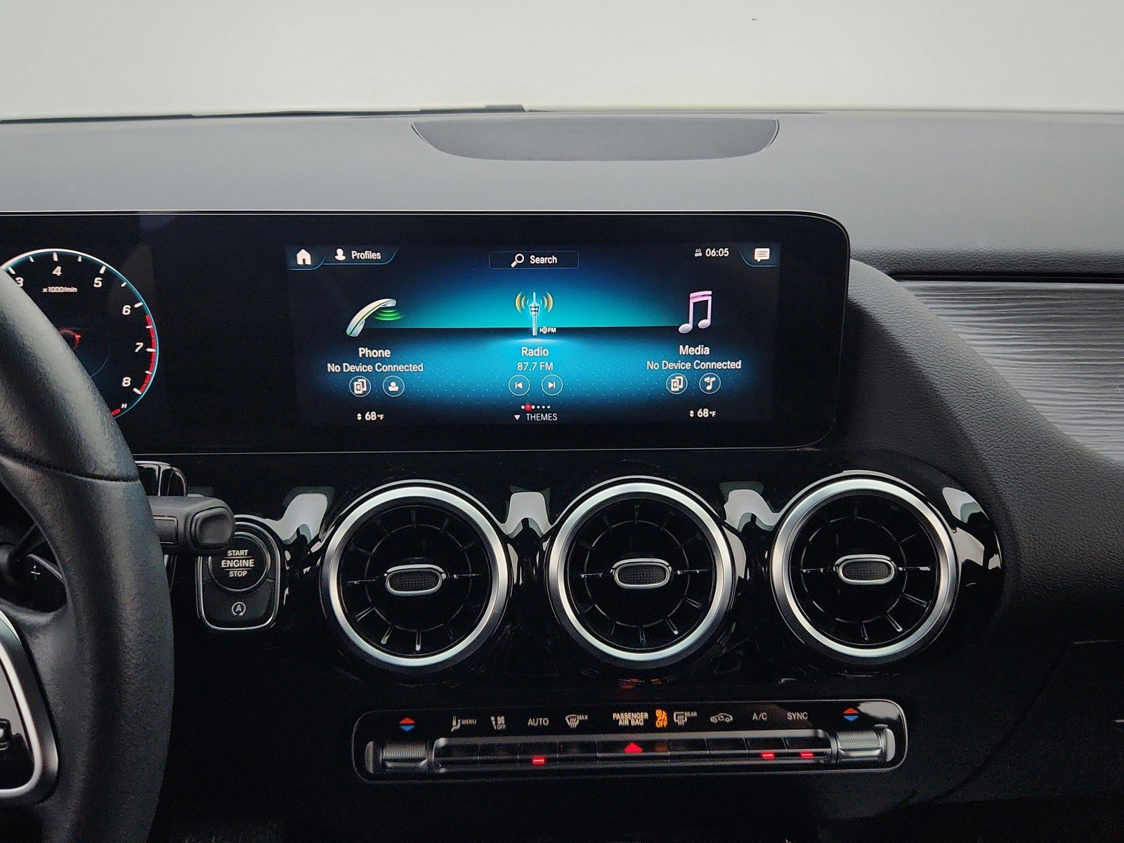 Certified 2022 Mercedes-Benz GLA 250 image 13