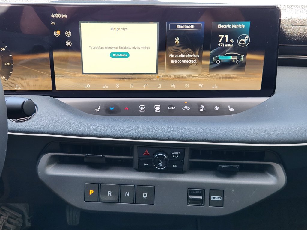 New 2026 Nissan Leaf SV+ w/ Floor Mat Package (SV+) FWD image 17