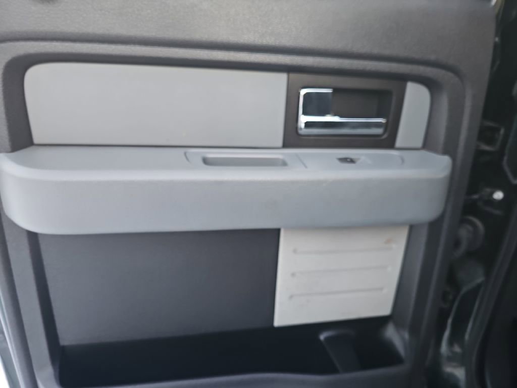 Used 2013 Ford F150 XLT w/ Luxury Equipment Group image 22
