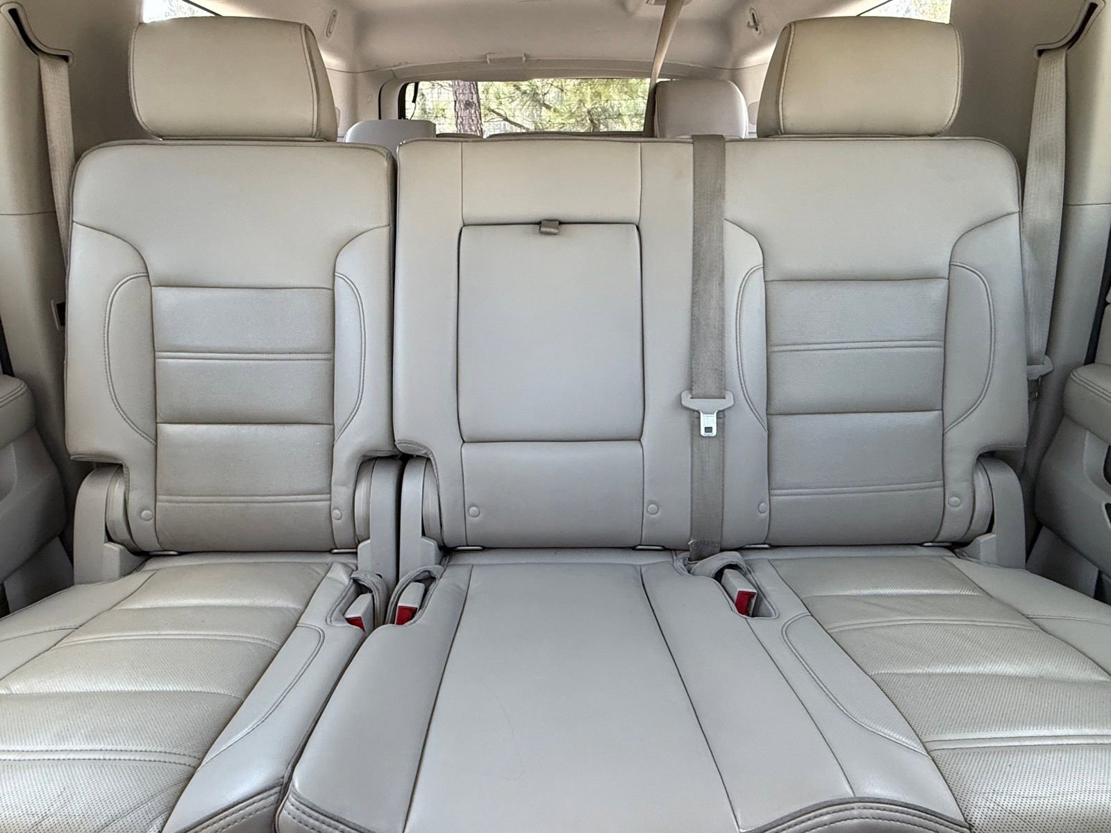 Used 2016 GMC Yukon XL Denali w/ Enhanced Security Package image 41