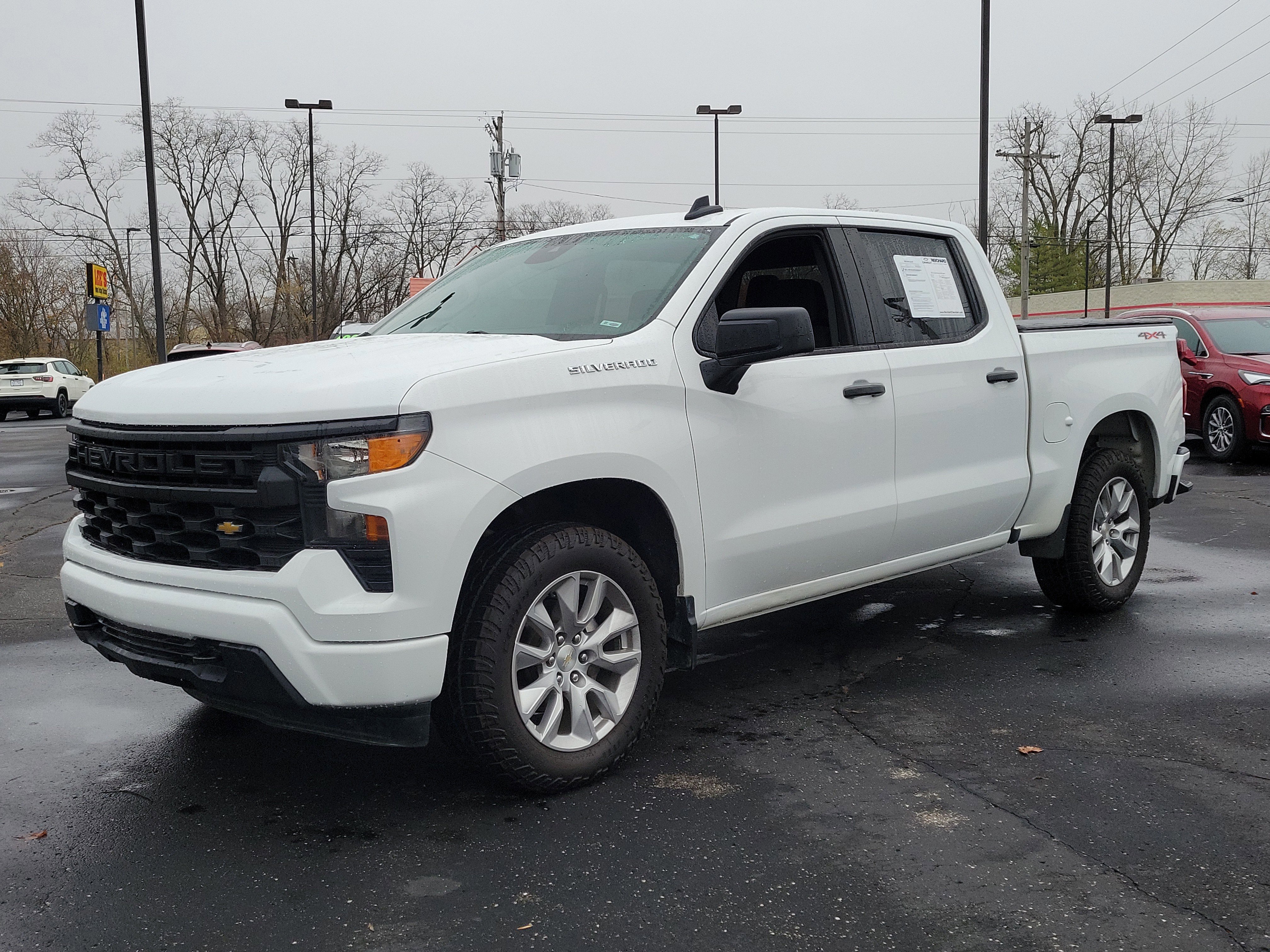 Used 2022 Chevrolet Silverado 1500 Custom image 2