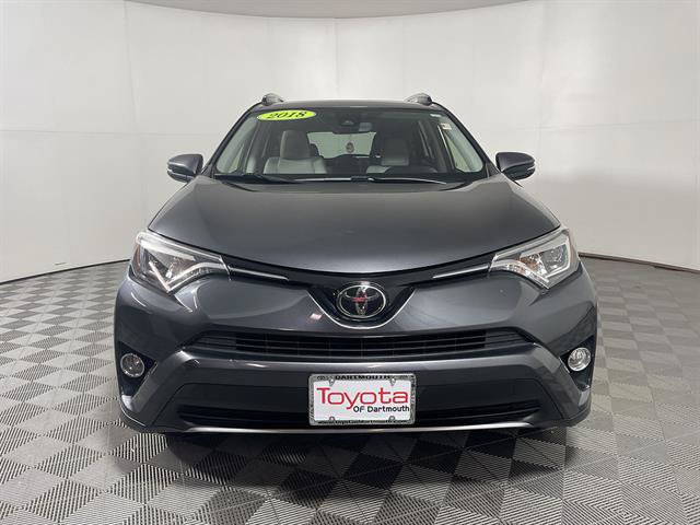 Used 2018 Toyota RAV4 Limited AWD/4WD image 2