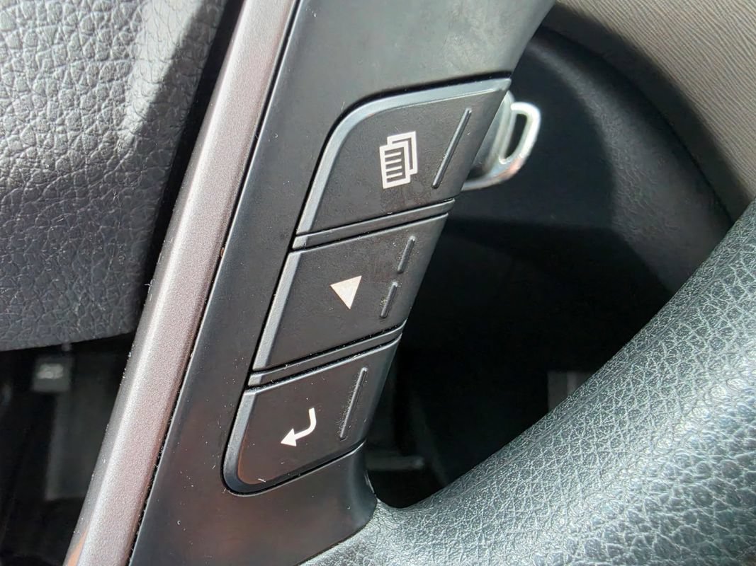 Used 2019 Hyundai Santa Fe XL SE AWD/4WD image 31