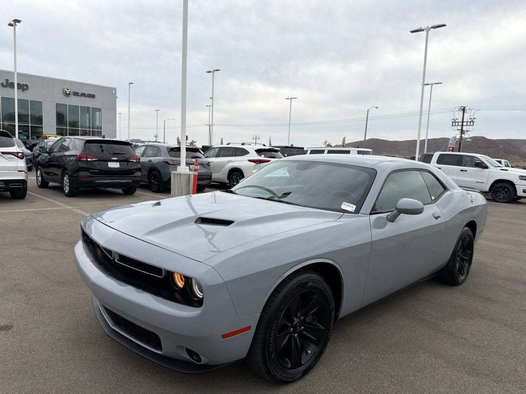 Used 2021 Dodge Challenger SXT RWD image 10