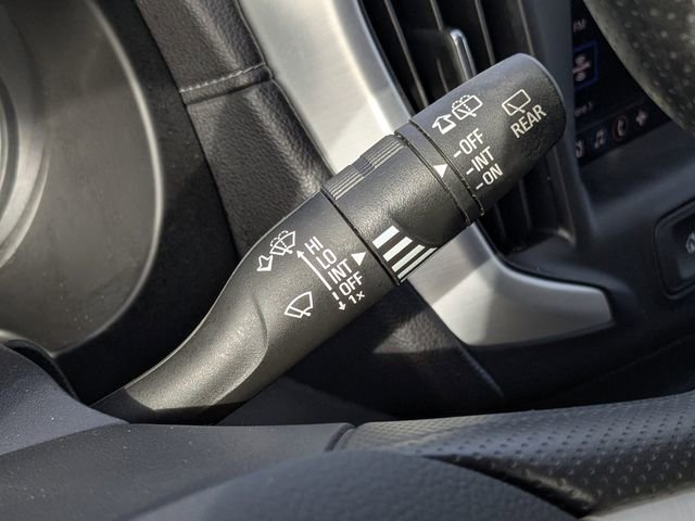 Used 2022 GMC Terrain SLE w/ Driver Convenience Package image 26