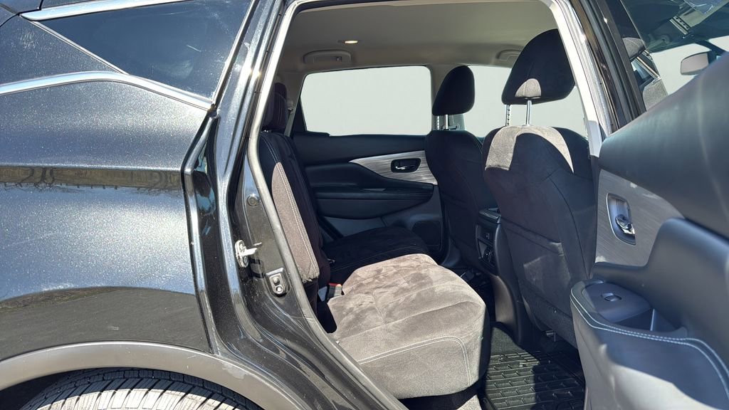 Used 2018 Nissan Murano SV w/ Cargo Package AWD/4WD image 12