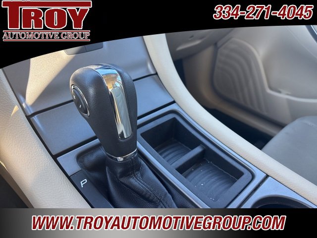 Used 2017 Ford Taurus SE image 39