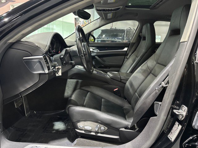 Used 2013 Porsche Panamera image 29