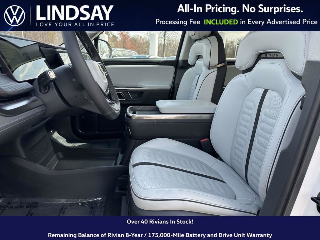 Used 2023 Rivian R1T Adventure image 11