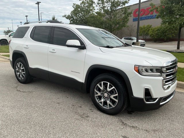 Used 2023 GMC Acadia SLT w/ Preferred Package FWD image 2