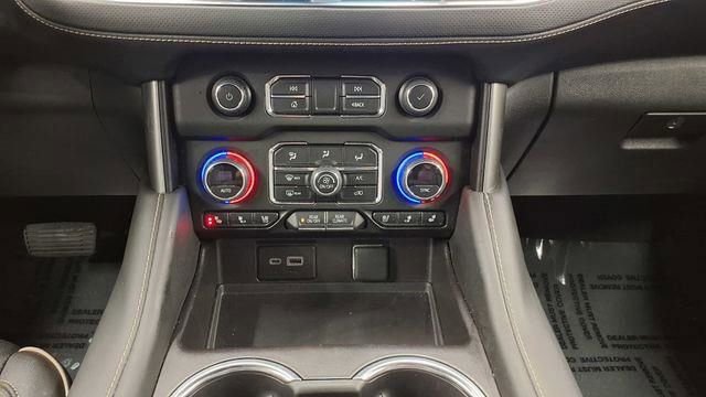 Used 2023 Chevrolet Suburban Premier image 34