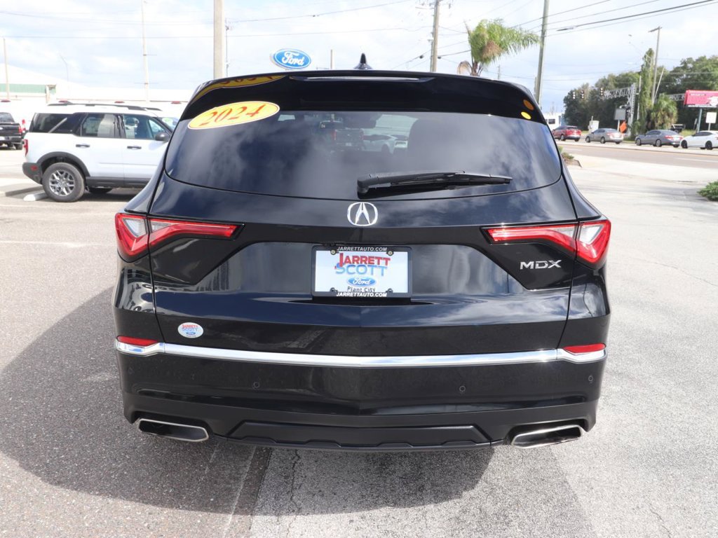 Used 2024 Acura MDX w/ Technology Package FWD image 10