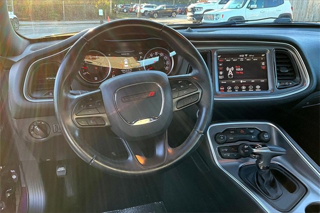 Used 2020 Dodge Challenger SXT image 8