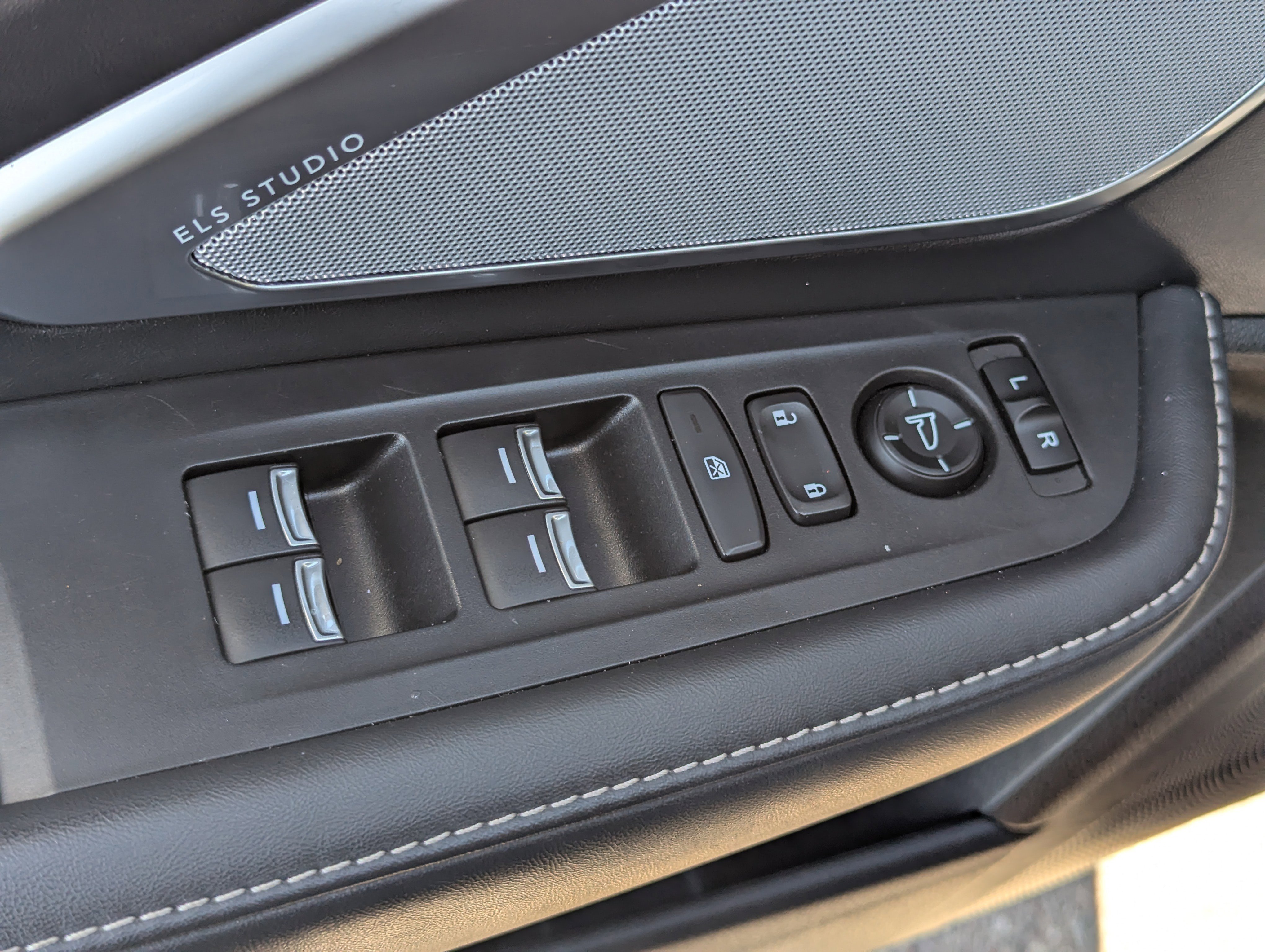 Used 2022 Acura RDX AWD w/ Technology Package image 23