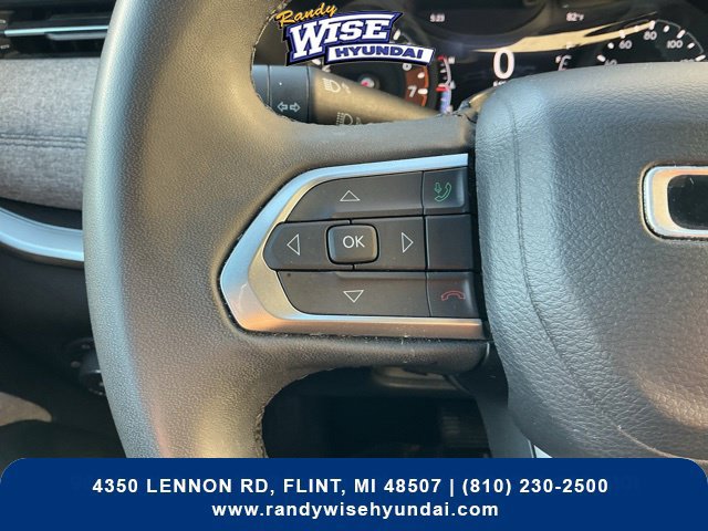 Used 2024 Jeep Compass Latitude AWD/4WD image 20
