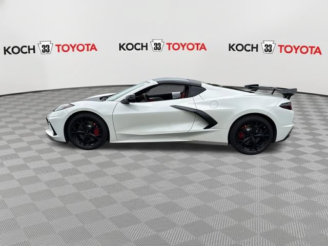 Used 2020 Chevrolet Corvette Stingray Preferred Cpe w/ 2LT Preferred Equipment Group RWD image 4