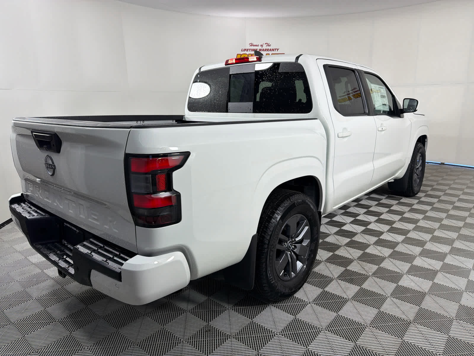 New 2025 Nissan Frontier SV w/ SV Convenience Package image 6