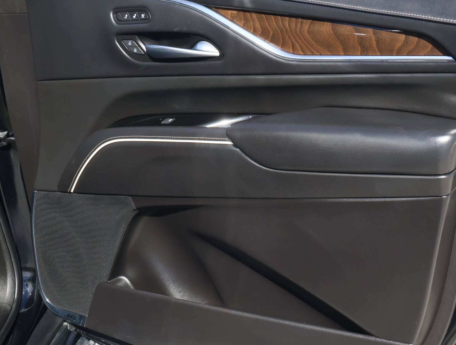 Certified 2023 Cadillac Escalade Sport Platinum w/ LPO, Floor Liner Package AWD/4WD image 25