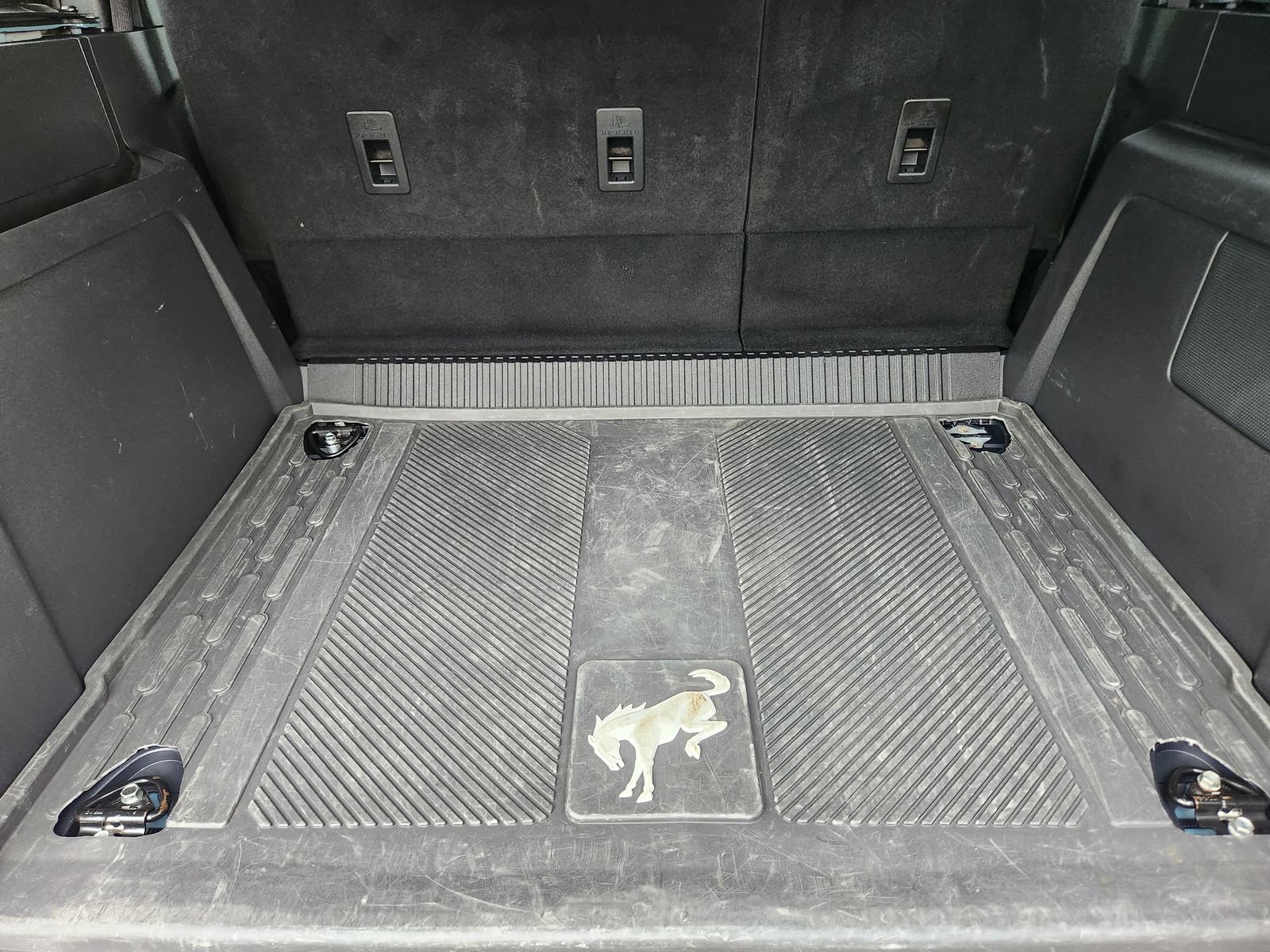 Used 2023 Ford Bronco Wildtrak AWD/4WD image 35