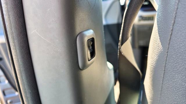 Used 2017 Toyota Sienna XLE Premium w/ Cargo Management Package image 27