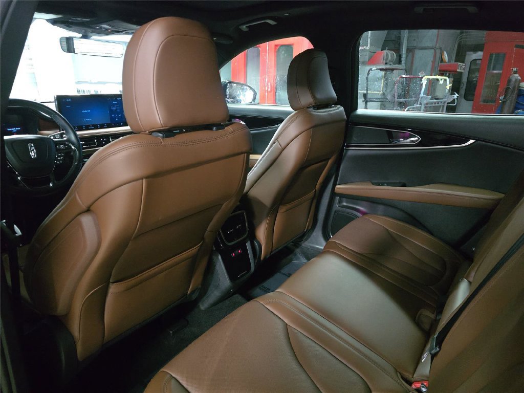 Certified 2023 Lincoln Nautilus Reserve FWD image 12