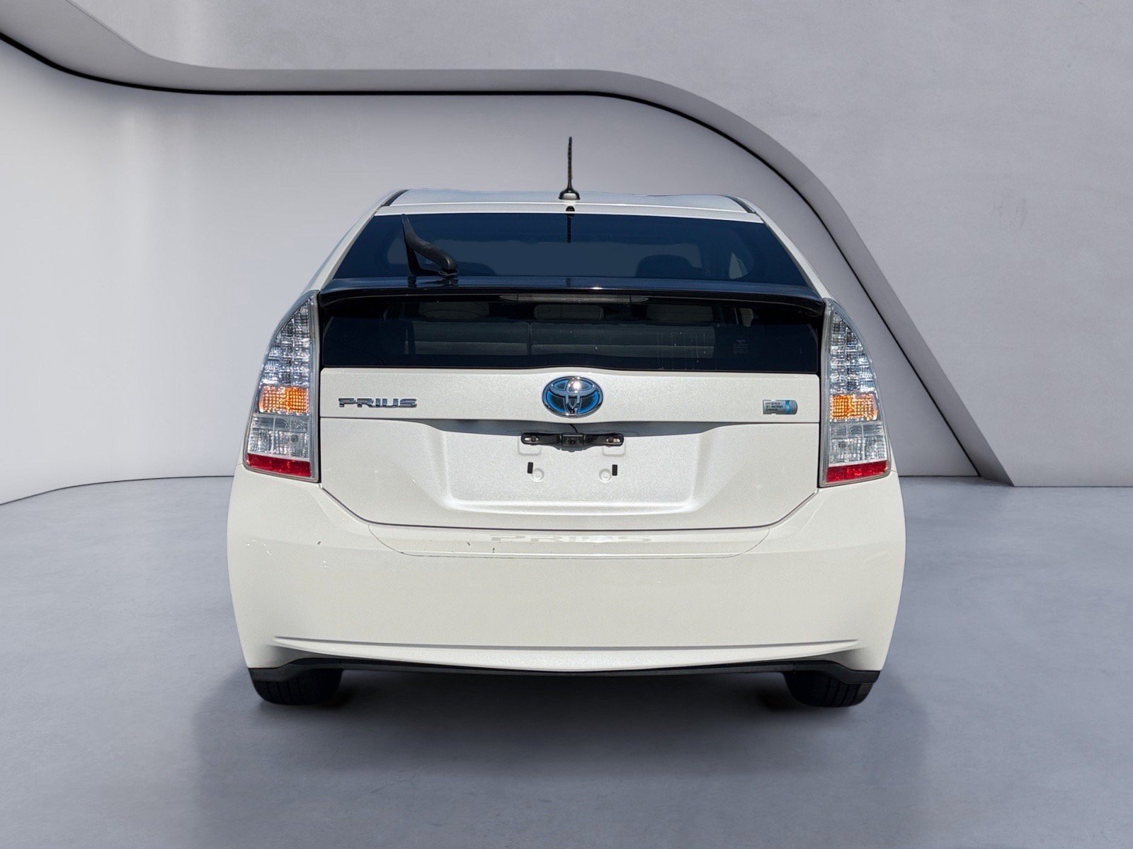 Used 2010 Toyota Prius Two FWD image 4