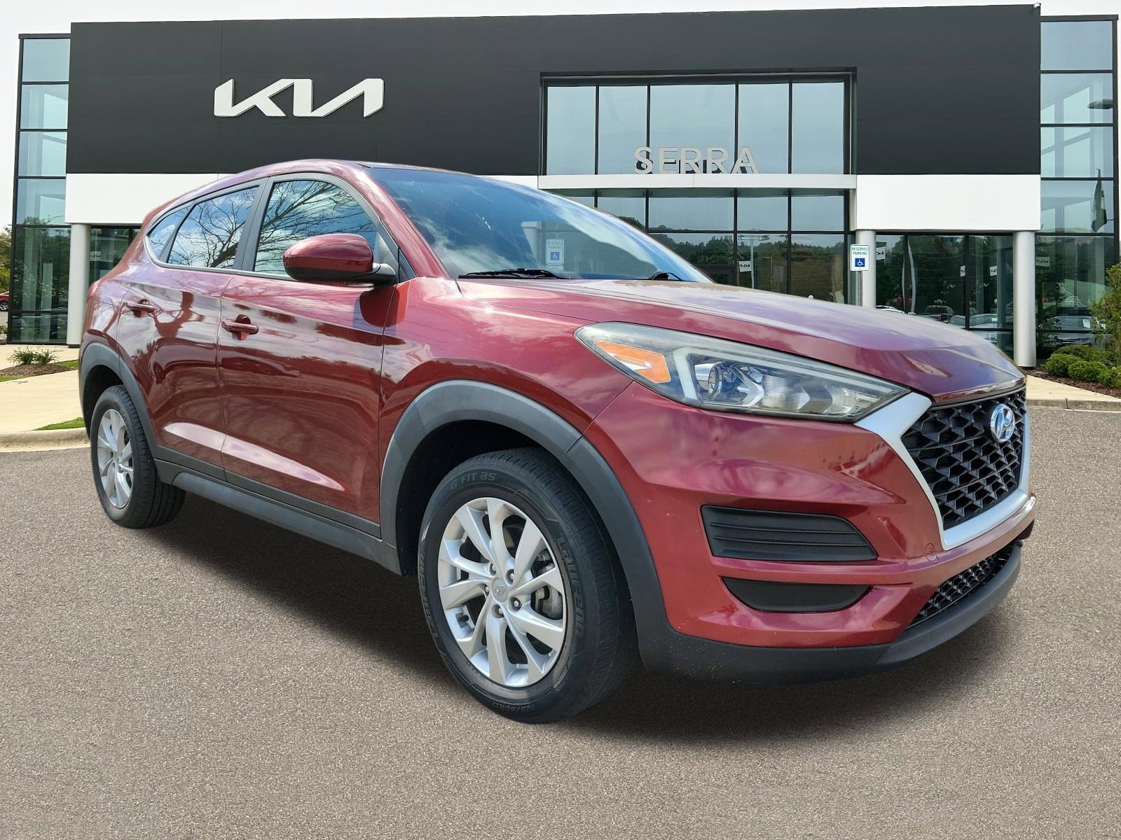Used 2020 Hyundai Tucson SE image 1