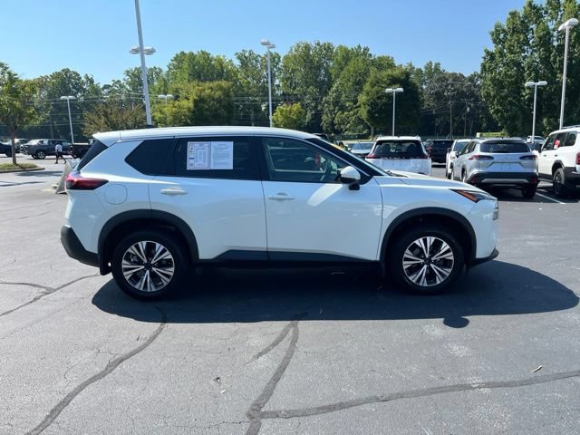 Used 2022 Nissan Rogue SV AWD/4WD image 5