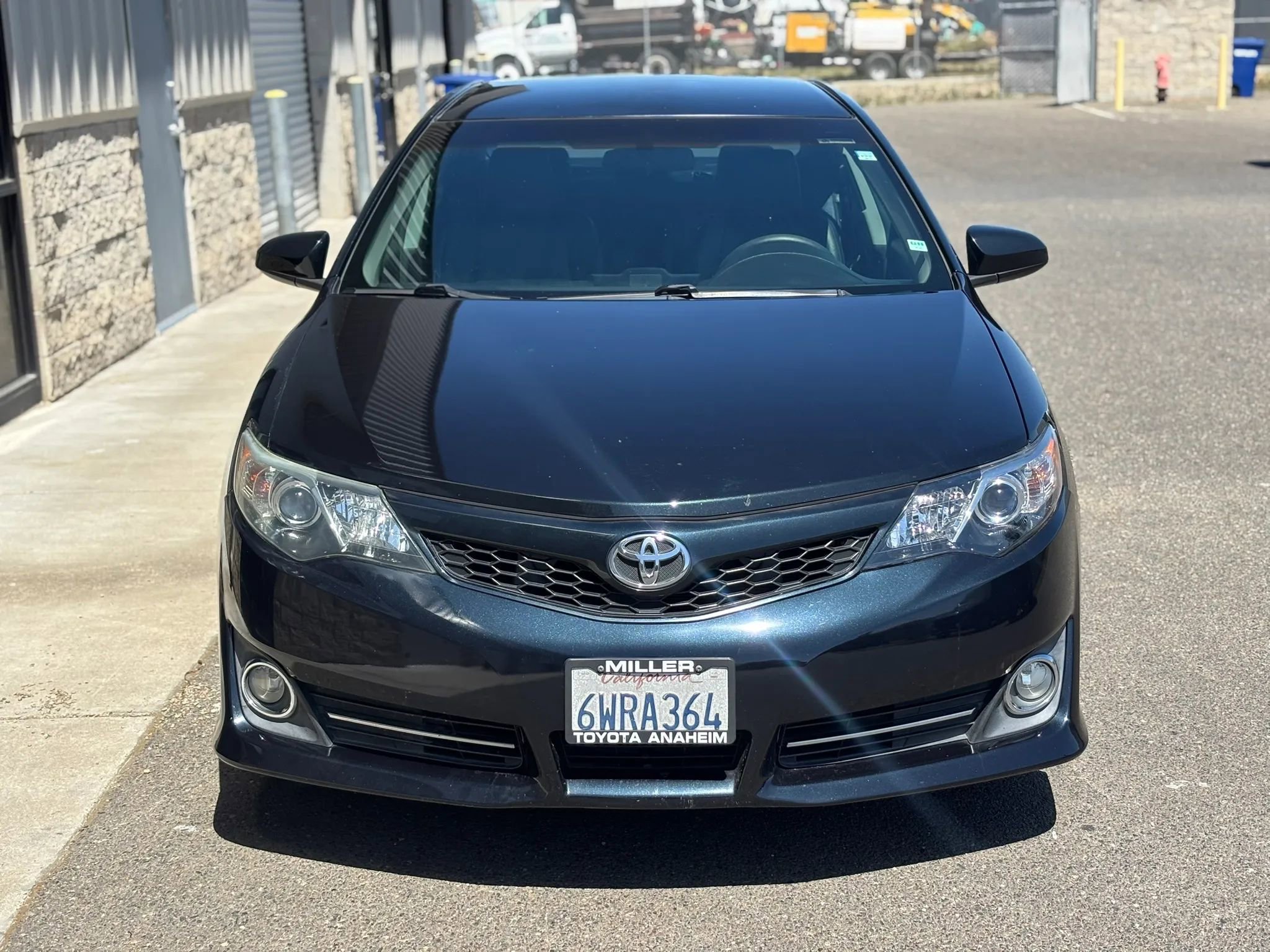 Used 2012 Toyota Camry SE FWD image 8
