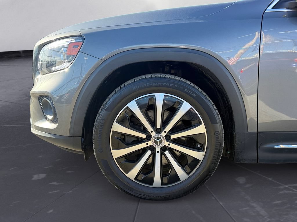 Used 2021 Mercedes-Benz GLB 250 4MATIC image 14