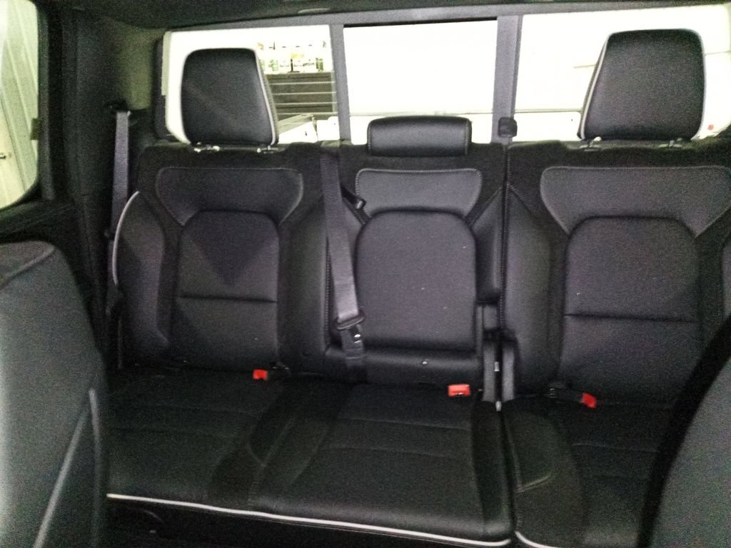 New 2026 RAM 1500 Laramie AWD/4WD image 27