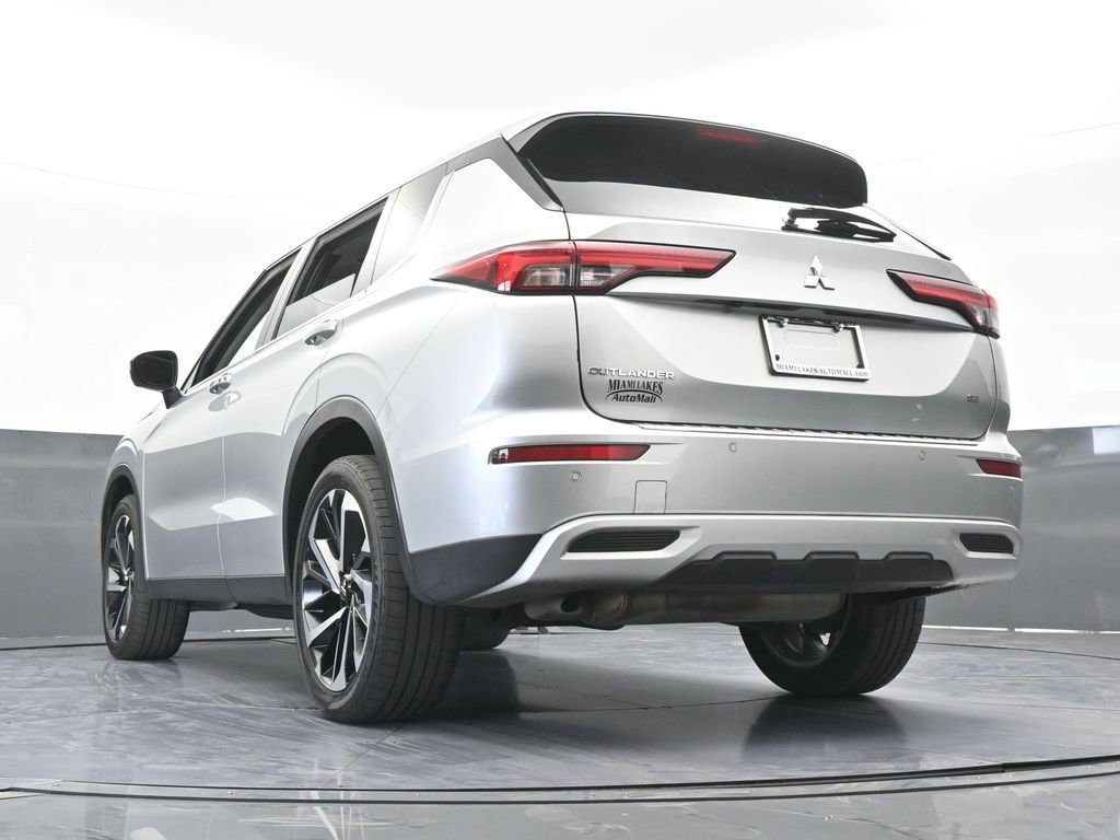 Used 2024 Mitsubishi Outlander SE image 69