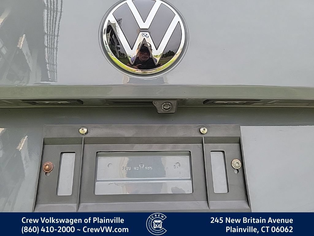Certified 2023 Volkswagen Taos SEL AWD/4WD image 30