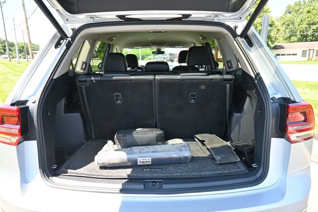 Used 2018 Volkswagen Atlas SE w/ R-Line Package AWD/4WD image 23
