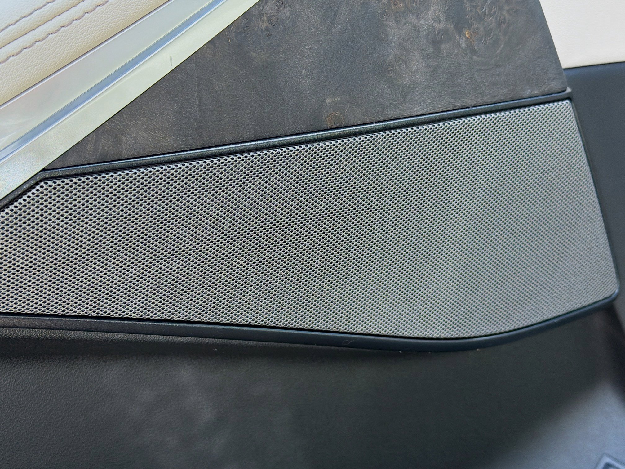 New 2026 BMW X5 xDrive50e w/ Executive Package image 24