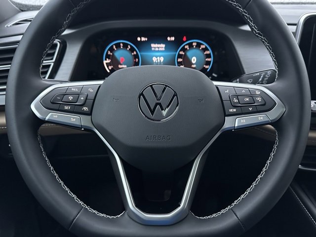 New 2026 Volkswagen Atlas Cross Sport SE image 41