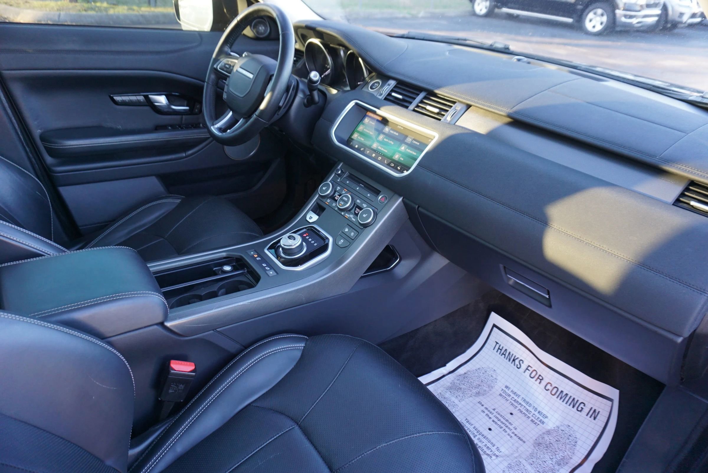 Used 2018 Land Rover Range Rover Evoque HSE AWD/4WD image 36