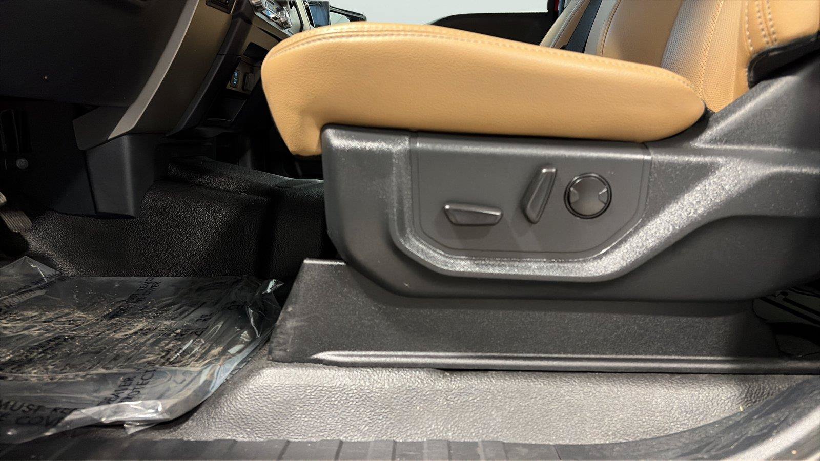 Used 2022 Ford F250 Lariat AWD/4WD image 20