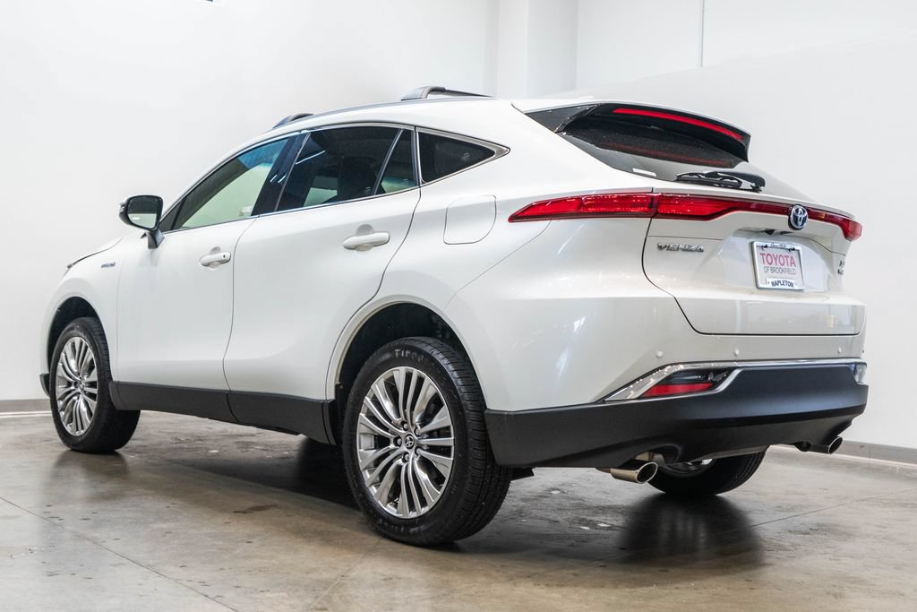 Used 2021 Toyota Venza XLE w/ Softex Package AWD/4WD image 7