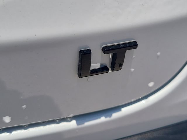 New 2026 Chevrolet Trax LT w/ Midnight Edition FWD image 9