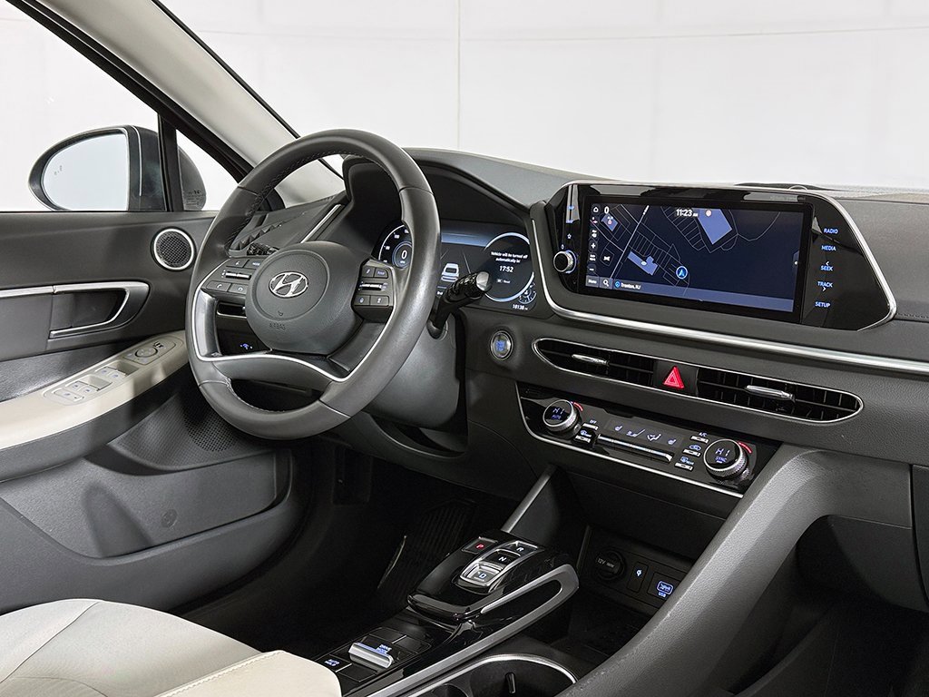 Certified 2023 Hyundai Sonata SEL w/ Convenience Package image 26