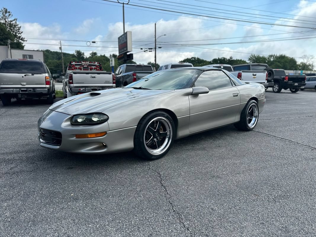 Used 2001 Chevrolet Camaro Z28 w/ SS Performance/Appearance Pkg