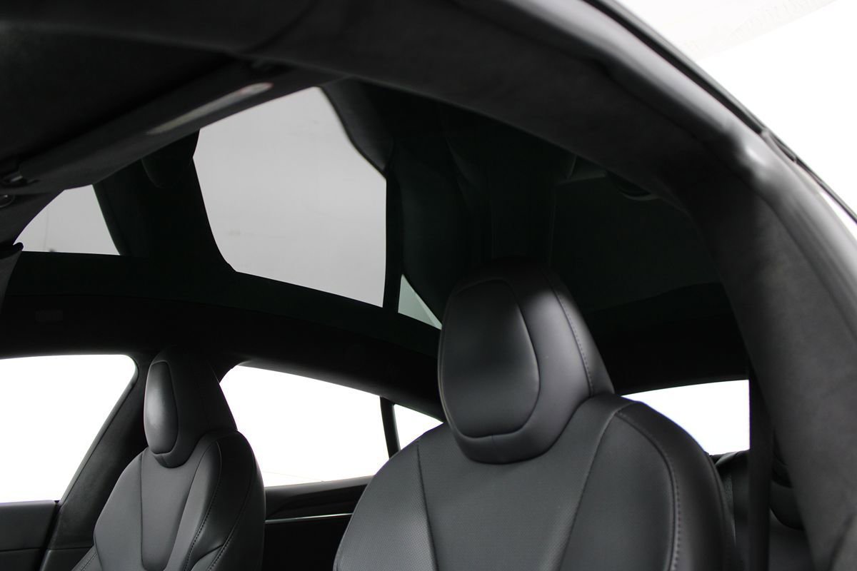 Used 2022 Tesla Model S AWD/4WD image 9