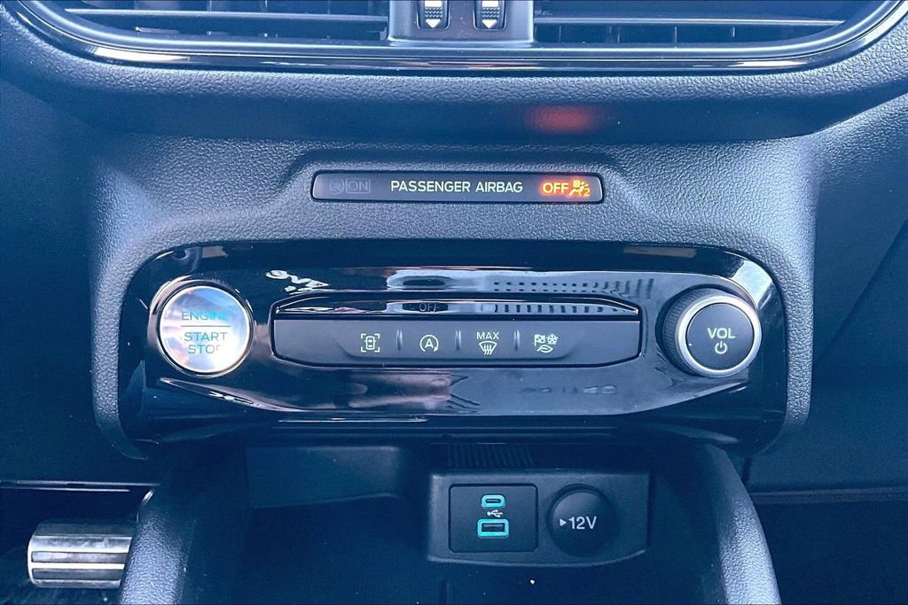 Certified 2023 Ford Escape ST-Line w/ Tech Pack #1 FWD image 30