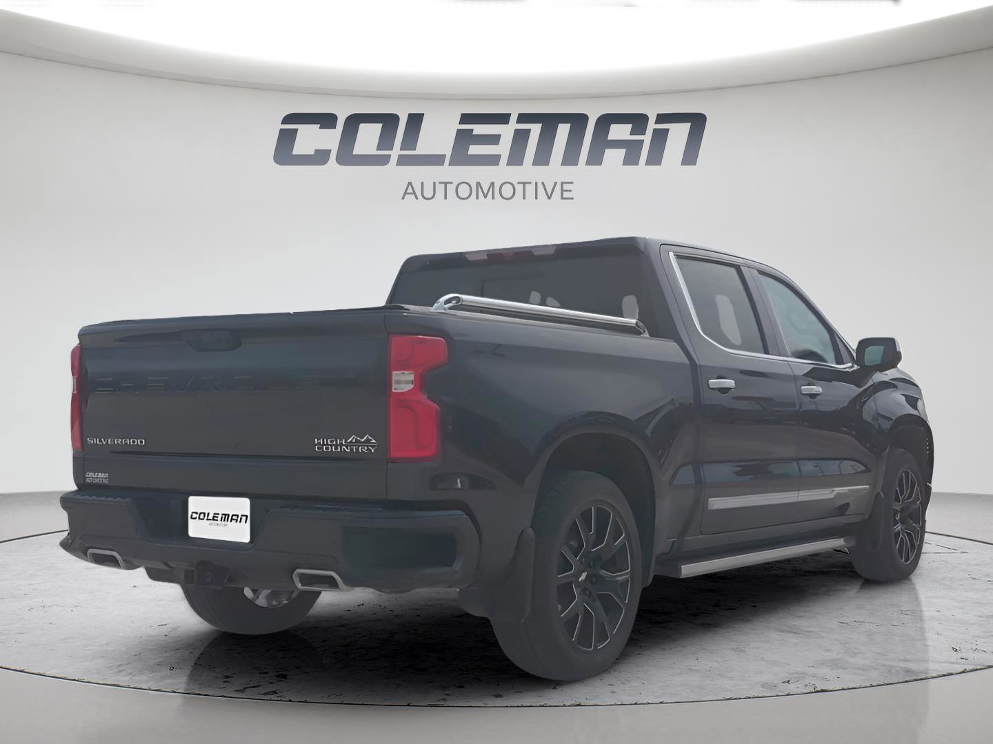 Used 2022 Chevrolet Silverado 1500 High Country w/ High Country Premium Package image 5